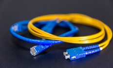 2026年了 广电还有10M宽带：网友看完唏嘘 这够干嘛的