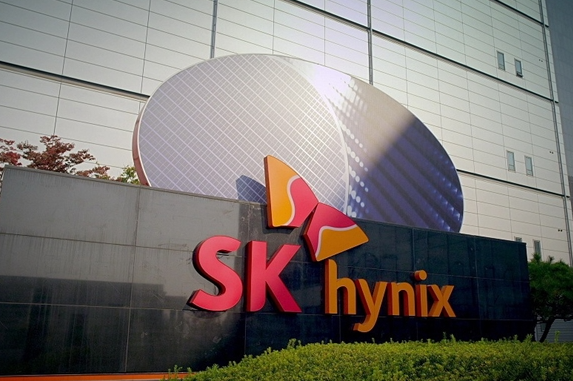 SK海力士拟纳斯达克上市 募资最高140亿美元 第1张
