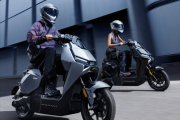 无需驾照！小牛电动新国标旗舰车FXT Ultra 2025发布：11999元