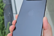 5.5mm史上最薄苹果手机！iPhone 17 Air最新机模上手