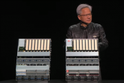 NVIDIA宣布RTX PRO服务器：八卡800GB显存、每秒3亿亿次