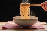 解开多年误区！泡面不健康不是因为防腐剂：根源是这3点