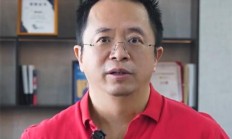 周鸿祎试乘百车仍没驾照：无驾照评车第一人