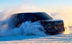 全尺寸SUV性能天花板！极氪9X光辉雪地视频公布：全地形驾驶+3秒级加速