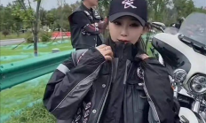 号称最美女骑！机车网红哈雷小姨车祸去世 头盔没戴好撞上隔离带：网友唏嘘