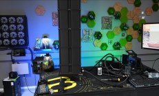 9800X3D满载降温19℃！大神DIY巨型烟囱散热塔：高度直接捅到天花板