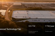 马斯克两大超级芯片工厂比邻而建！ATCF厂航拍流出：距Terafab项目仅100英里