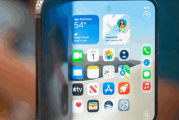 苹果副总裁：iPhone Duo用哑光磨砂膜掩盖折痕 其铰链无松垮感比友商好多了