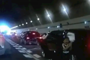 行车记录仪拍下10岁男孩跪地拦车救母感动全网 妈妈回应：儿子说害怕我没了