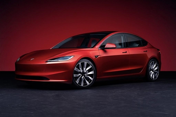 制动悬架全部升级！特斯拉Model 3 高性能版下线：年内有望上市 特斯拉Model 第1张