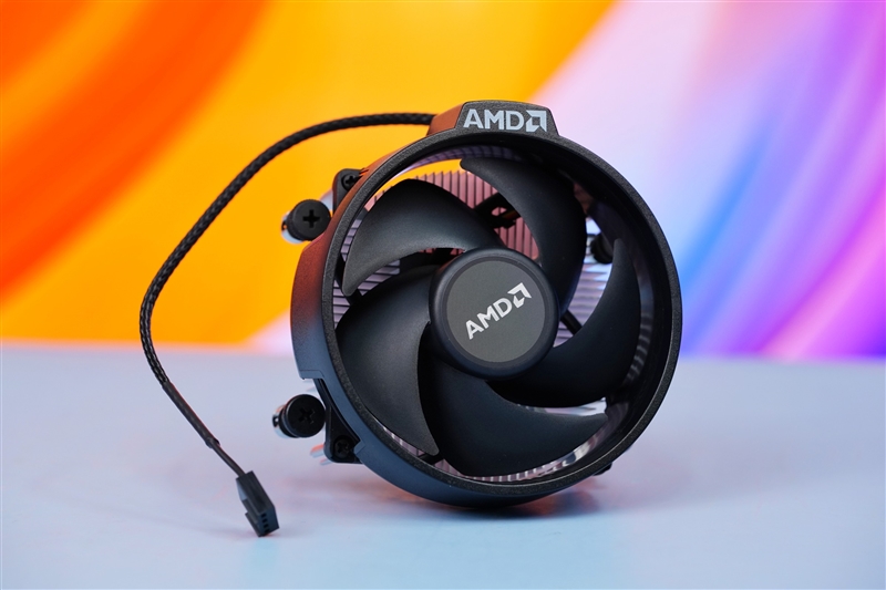核显第一次干掉GTX 1650！AMD锐龙7 8700G/锐龙5 8600G首发评测：AI生图算力6倍于入门独显 锐龙7 8700G 锐龙5 8600G首发评测 第11张