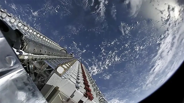 乌克兰用“星链”击沉两艘俄罗斯军舰！现代战争彻底变了 俄罗斯军舰 现代战争 第11张