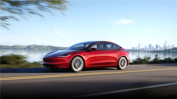 Model 3/Y车型可享：特斯拉官网推出8000元保险补贴 3 第3张