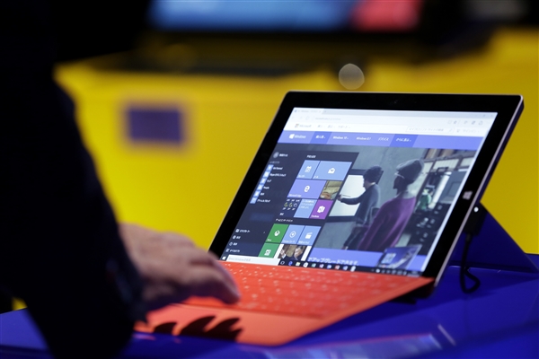 微软Windows记事本将迎重磅更新！引入拼写检查、自动纠错 Windows记事本 第1张