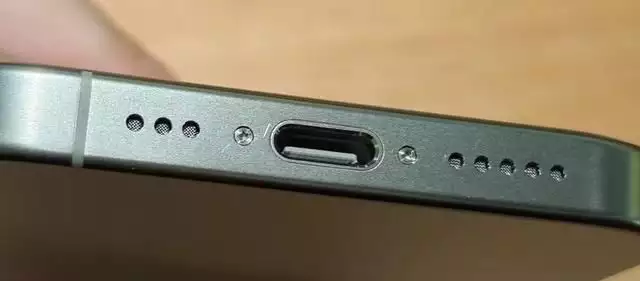 iPhone 15 Pro与iPhone 14 Pro大PK：新旧旗舰谁更值得入手？李连杰老婆到底有多美？被称50年一遇的美人，让人移不开眼！ 第2张