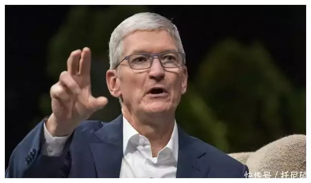 不好卖继续降?iPhone 15又跌了,256GB更亲民了,库克也很无奈31岁在春晚一炮而红,观众都以为他隐退了,其实已经去世10年了 第3张 不好卖继续降?iPhone 15又跌了,256GB更亲民了,库克也很无奈31岁在春晚一炮而红,观众都以为他隐退了,其实已经去世10年了 第3张