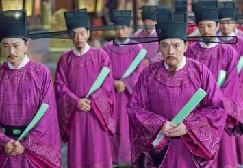 唐朝的长史和司马是什么官位（唐朝长史和司马哪个职位高？他们的职责分别是什么？） 第1张