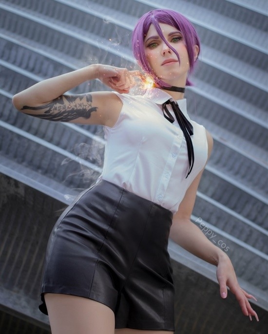 亚美尼亚小姐姐COS《龙珠》18号：成熟人妻身材火辣 龙珠COS 第9张