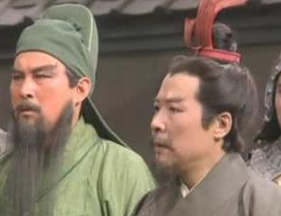 刘备为什么自称汉中王（刘备自称“汉中王”，为何都城没定为汉中呢？） 第2张