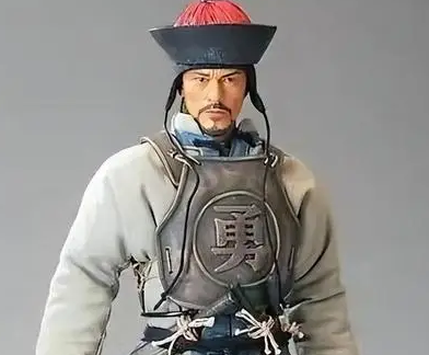 清朝衣服上的兵和勇（清朝士兵衣服上有兵,勇,丁,卒四字 他们的待遇有什么不同） 第2张