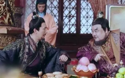 马嵬中写唐玄宗与杨贵妃缘分已尽（马嵬坡兵变中，唐玄宗的随行将士为何要逼死杨玉环？） 第2张