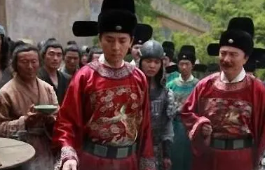 朱元璋惩贪（朱元璋用雷霆手段对待贪官，为何没能遏制贪腐之风？） 第5张