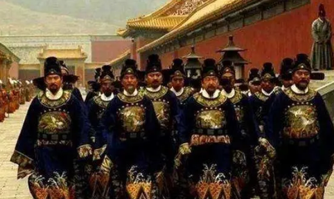 朱元璋惩贪（朱元璋用雷霆手段对待贪官，为何没能遏制贪腐之风？） 第6张