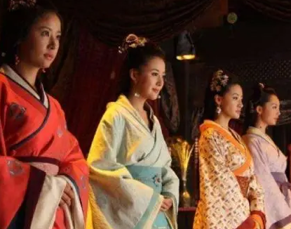 古代妃子的等级和封号（古代妃子是怎样侍寝的 整个过程如何） 第1张