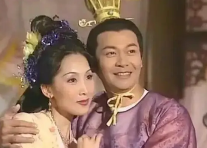 梅妃江采萍曾极为受宠，为何最后被乱兵所杀？（太疯狂了） 第5张