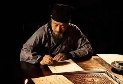 尹嘉铨致仕后替父亲上书请封，为何会引发文字狱？（一篇读懂） 第1张
