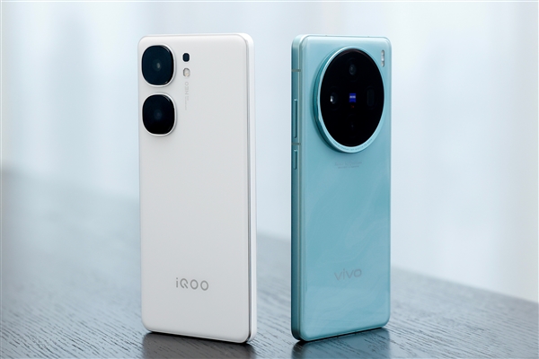 性能最强的安卓双芯旗舰！iQOO Neo9S Pro真机现身 iQOO Pro 第1张