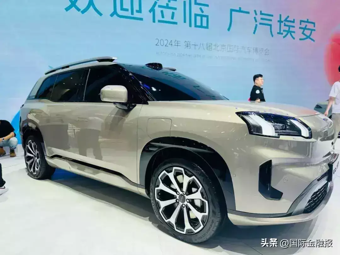 4月车企百态:小米来势汹汹、问界智界"合体"、小鹏仍未脱困…… 4月车企百态 第2张