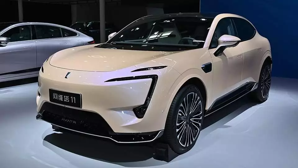 油耗或比问界更低，阿维塔15增程式，才是满血华为增程SUV？ 阿维塔15 第2张