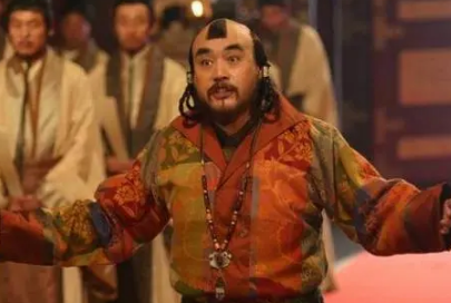 杨贵妃比自己小十几岁，安禄山为何请求当她的养子？（万万没想到） 第2张
