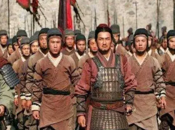 在“二十等爵制”制度中，秦国爵位的含金量如何？（奔走相告） 第6张