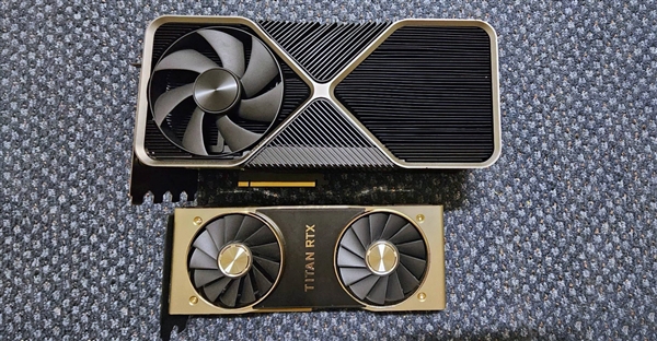 RTX 5090/5080肩并肩走来！测试功耗高达600W 5090/5080 第2张