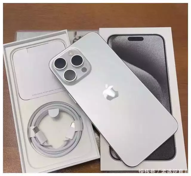 库克无底线降价:iPhone15Pro Max“史诗级”大降价,跌价2201元前妻骗光家近况,留下6个非亲生的孩子,他才是真的“可怜”!(全程干货) 第3张 库克无底线降价:iPhone15Pro Max“史诗级”大降价,跌价2201元前妻骗光家近况,留下6个非亲生的孩子,他才是真的“可怜”!(全程干货) 第3张