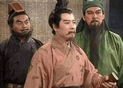 庞统和诸葛亮并称卧龙凤雏 庞统对得起这个称呼吗（这都可以？） 第7张