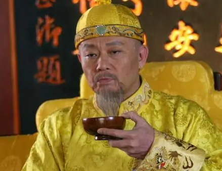 嘉庆皇帝也不是一个昏君 清朝为何在他手里走向衰败（万万没想到） 第1张