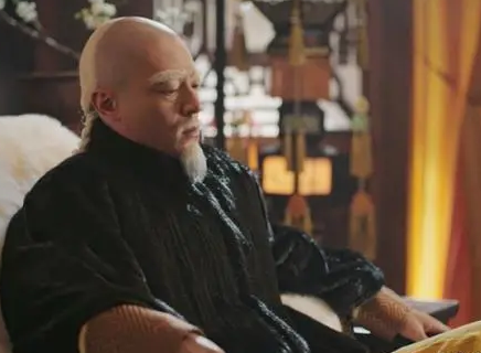 嘉庆上位时还有太上皇掌权 嘉庆和乾隆的关系是什么样的（太疯狂了） 第1张