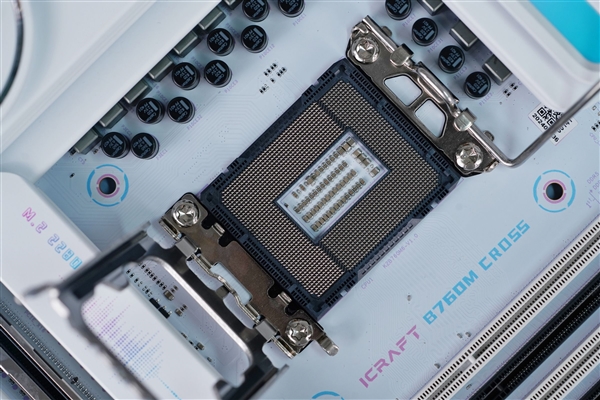 铭瑄首款瑷珈主板MS-iCraft B760M CROSS图赏 MS-iCraft CROSS 第6张
