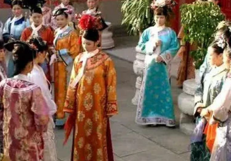 清朝宫女生活那么苦 古人为什么还送女儿进宫（居然可以这样） 第3张