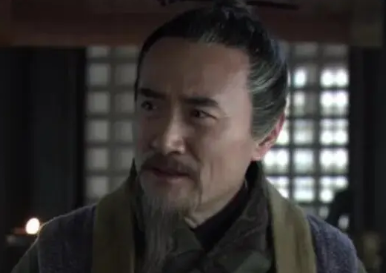 李严究竟是何人？为什么刘备要托孤与他和诸葛亮？（越早知道越好） 第1张