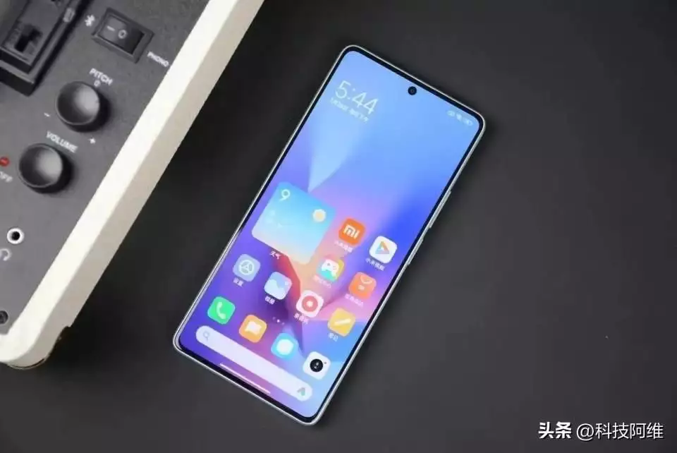 小米终于妥协，1TB手机跌至新低，16GB+5000mAh+四窄边直屏恭喜4大星座，6月，财帛满盈，横财临门，左右逢源，富贵双全（这都可以） 第2张