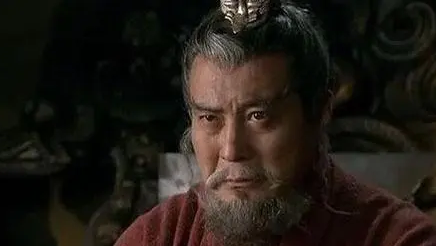在东汉末年三国时期，袁绍的地位为何要比袁术更高？（学到了） 第3张