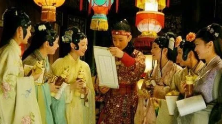 猜完灯谜的贾政回到房中后，为何翻来覆去甚是凄婉？（全程干货） 第2张