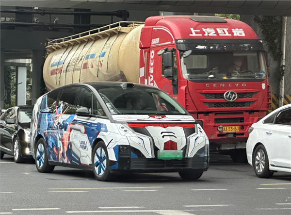 因为MEGA：李想亲自砍掉了理想今年所有的电车 MEGA 李想 第14张