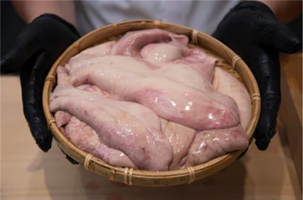 罕见深海生物冲上沙滩 又丑又凶又怪：日本却奉为顶级美食 深海生物 第10张