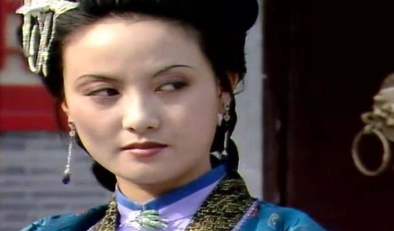 宁国府里没有人对焦大挺腰子，为什么王熙凤却敢？（这都可以？） 第3张