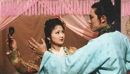 危机发生后，薛宝钗如何为自己做一次出色的危机公关处理？（这都可以？） 第2张